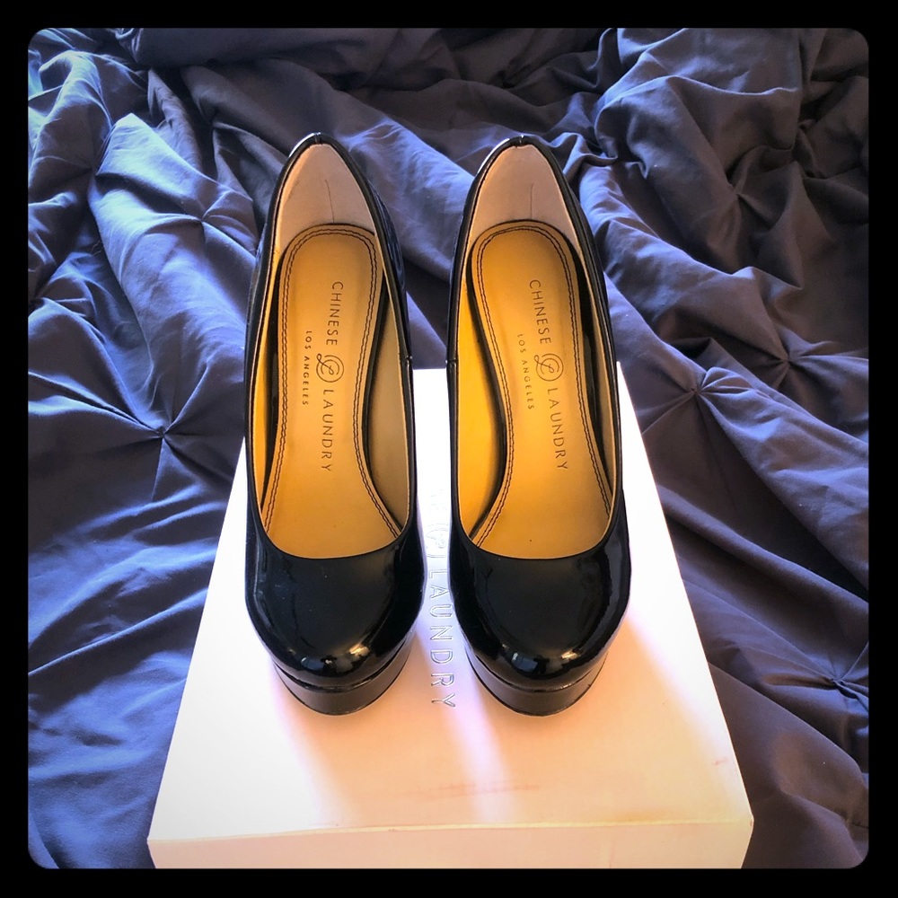 Chinese Laundry Wendy Patent Pump